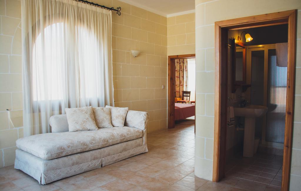 Villa Al Faro B&B Ghammar 객실 사진